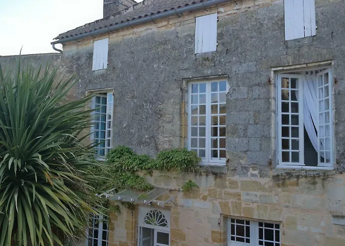 게스트하우스 Maison De Maitre Elegia 3*