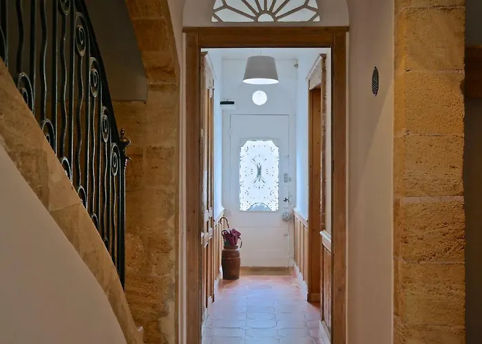 Maison De Maitre Elegia 3*