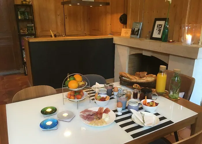 Maison De Maitre Elegia 게스트하우스 3*